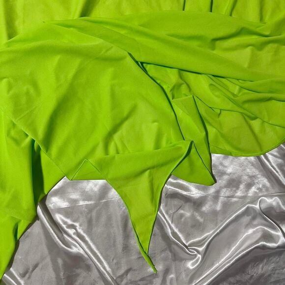 Green y2k beach wrap has - Picture 1 of 5
